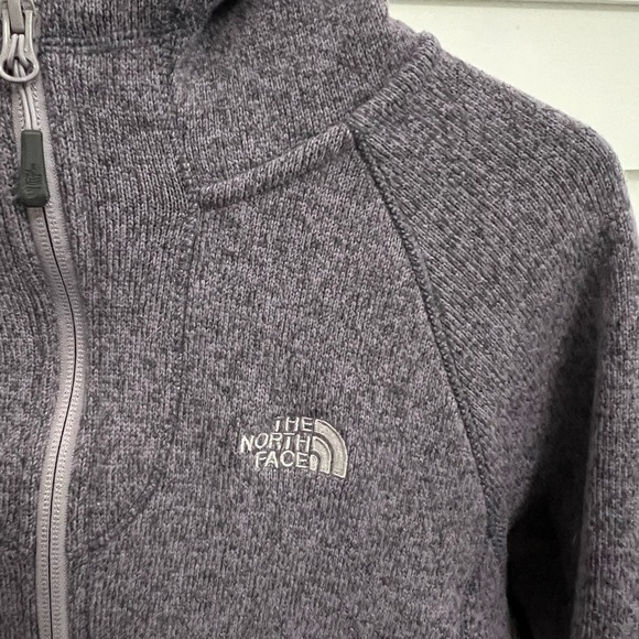 The North Face Heathered Gray/Purple Half-Zip Pullover Hoodie Women’s sz Med - Picture 3 of 7
